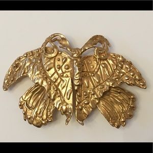Butterfly belt buckle